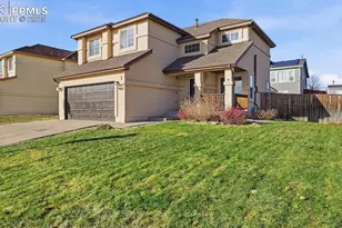 7932 Steward Ln, Colorado Springs, CO 80922 - Photo 4