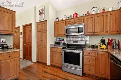 1445 Sutherland Creek Road, Manitou Springs, CO 80829 - Photo 16