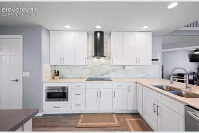 1720 Wild Rye Court, Castle Rock, CO 80109 - Photo 4
