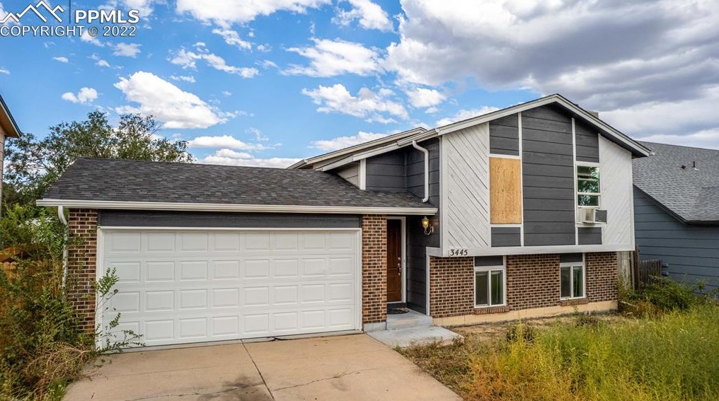 3445 Post Oak Dr, Colorado Springs, CO 80916-4423