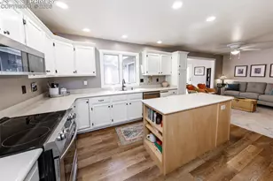 735 Big Valley Dr, Colorado Springs, CO 80919 - Photo 4