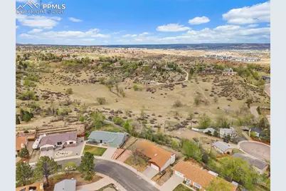 1453 E Friendship Lane, Colorado Springs, CO 80904 - Photo 36