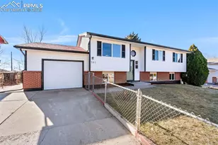 701 Drew Dr, Colorado Springs, CO 80911 - Photo 2
