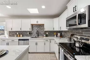 701 Drew Dr, Colorado Springs, CO 80911 - Photo 12