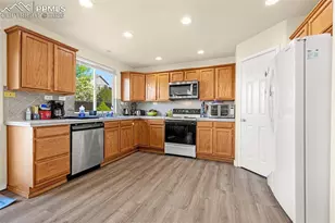 4118 Heathmoor Dr, Colorado Springs, CO 80922 - Photo 10