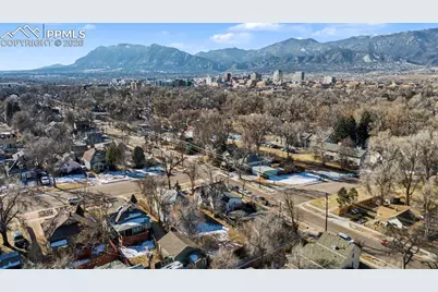 808 E Monument Street, Colorado Springs, CO 80903 - Photo 40