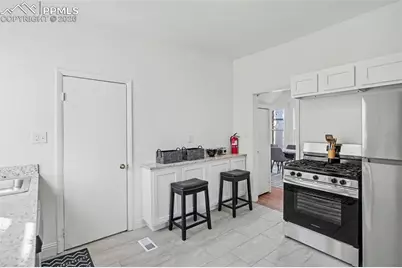 808 E Monument Street, Colorado Springs, CO 80903 - Photo 18