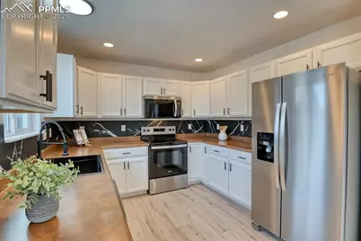 6054 Santo Domingo Road, Colorado Springs, CO 80911 - Photo 10