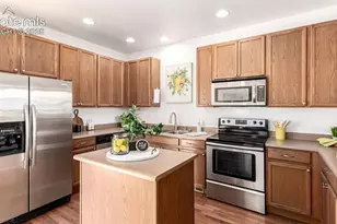 2417 Gilpin Ave, Colorado Springs, CO 80910 - Photo 10