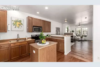 2417 Gilpin Avenue, Colorado Springs, CO 80910 - Photo 12