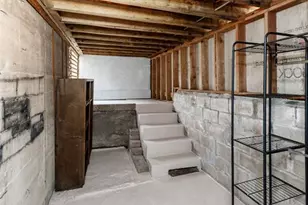 2310 W Monument St, Colorado Springs, CO 80904 - Photo 28