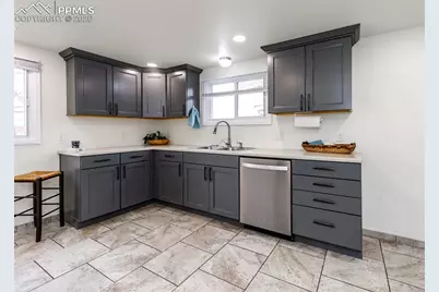 2310 W Monument Street, Colorado Springs, CO 80904 - Photo 8