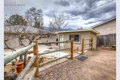 2310 W Monument Street, Colorado Springs, CO 80904 - Photo 34