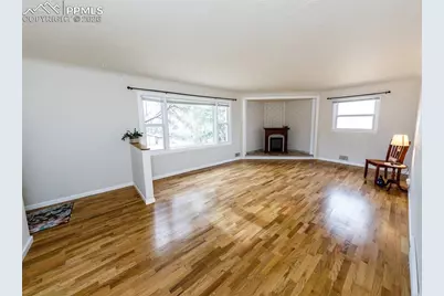 2310 W Monument Street, Colorado Springs, CO 80904 - Photo 6