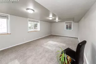 2310 W Monument St, Colorado Springs, CO 80904 - Photo 24