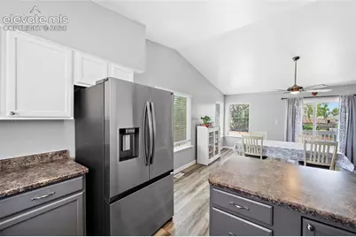 34 E Bonanza Drive, Pueblo, CO 81007 - Photo 4