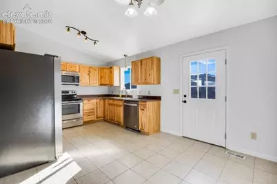 228 E Arvada Drive, Pueblo, CO 81007 - Photo 6