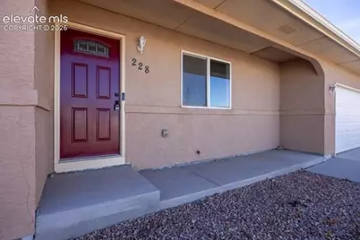 228 E Arvada Drive, Pueblo, CO 81007 - Photo 2