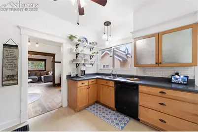 1124 N Cedar Street, Colorado Springs, CO 80903 - Photo 10