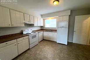 2116 Friendship Pl, Colorado Springs, CO 80904 - Photo 32