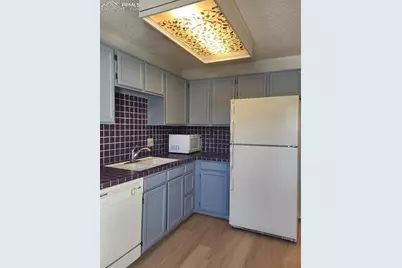 6419 Village Lane, Colorado Springs, CO 80918 - Photo 8