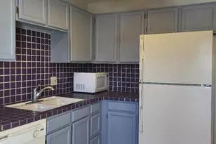 6419 Village Ln, Colorado Springs, CO 80918 - Photo 8