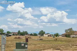 1867 W Costilla Dr, Pueblo West, CO 81007 - Photo 36