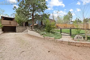 410 Laurel St, Colorado Springs, CO 80904 - Photo 2