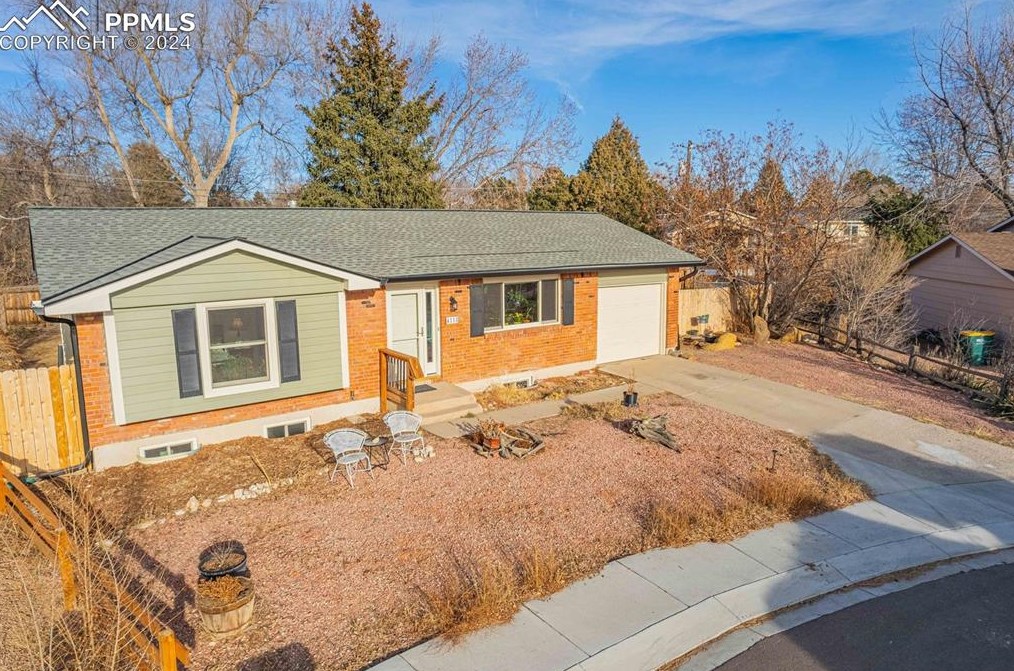 4118 Goldenrod Ln, Colorado Springs, CO 80918-4529