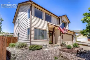 5842 Wisteria Dr, Colorado Springs, CO 80919 - Photo 2