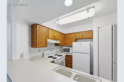 3638 Iguana Drive, Colorado Springs, CO 80910 - Photo 12