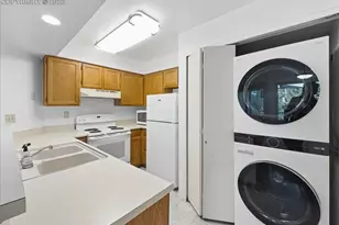 3638 Iguana Dr, Colorado Springs, CO 80910 - Photo 16