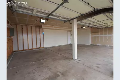 7338 Theresa Drive, Colorado Springs, CO 80925 - Photo 32