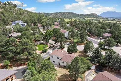 950 Pulpit Rock Court, Colorado Springs, CO 80918 - Photo 6