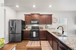 6159 Meadowbank Ln, Colorado Springs, CO 80925 - Photo 8