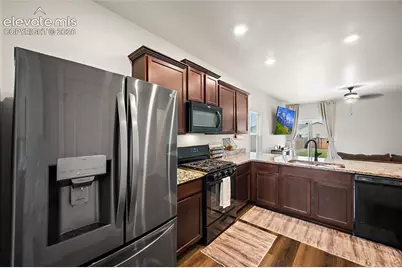 6159 Meadowbank Lane, Colorado Springs, CO 80925 - Photo 10
