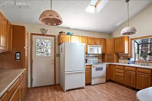 832 Wykagyl Rd, Westcliffe, CO 81252 - Photo 10