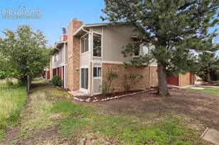 472 W Rockrimmon Blvd, Colorado Springs, CO 80919 - Photo 2