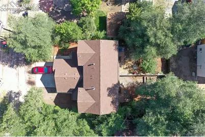 414 W Cheyenne Road, Colorado Springs, CO 80906 - Photo 2