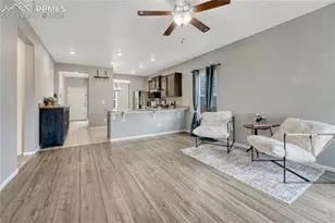 6262 Meadowbank Ln, Colorado Springs, CO 80925 - Photo 10