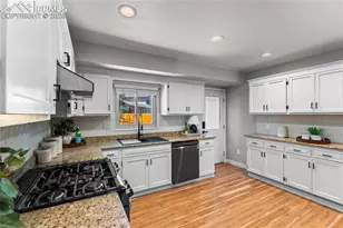 234 Dolomite Dr, Colorado Springs, CO 80919 - Photo 14