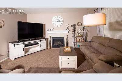 6777 Ironwood Tree Circle, Colorado Springs, CO 80927 - Photo 12