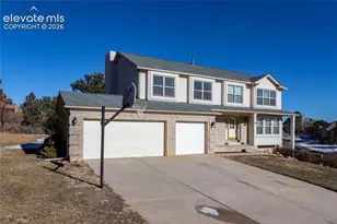 2690 Edenderry Dr, Colorado Springs, CO 80919 - Photo 2