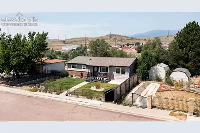 1372 Luna Drive, Fountain, CO 80817 - Photo 8
