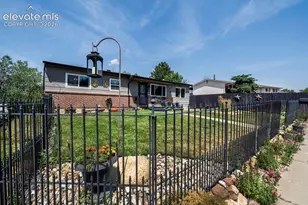 1372 Luna Dr, Fountain, CO 80817 - Photo 2