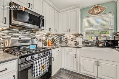 3930 Encino Street, Colorado Springs, CO 80918 - Photo 6