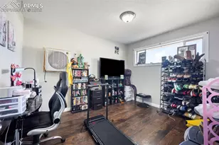 60 Loch Lomond Ln, Pueblo, CO 81001 - Photo 16