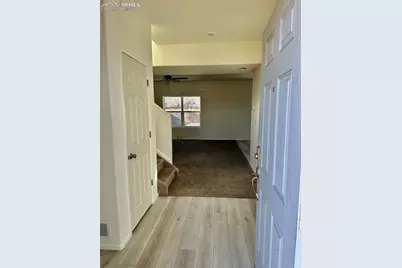 6270 Meadowbank Lane, Colorado Springs, CO 80925 - Photo 4