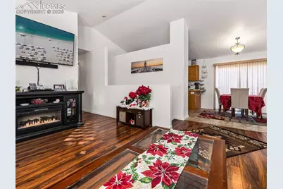 734 S Legend Lane, Pueblo, CO 81007 - Photo 4