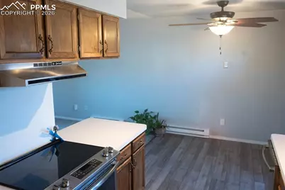 342 Mount View Lane, Colorado Springs, CO 80907 - Photo 6